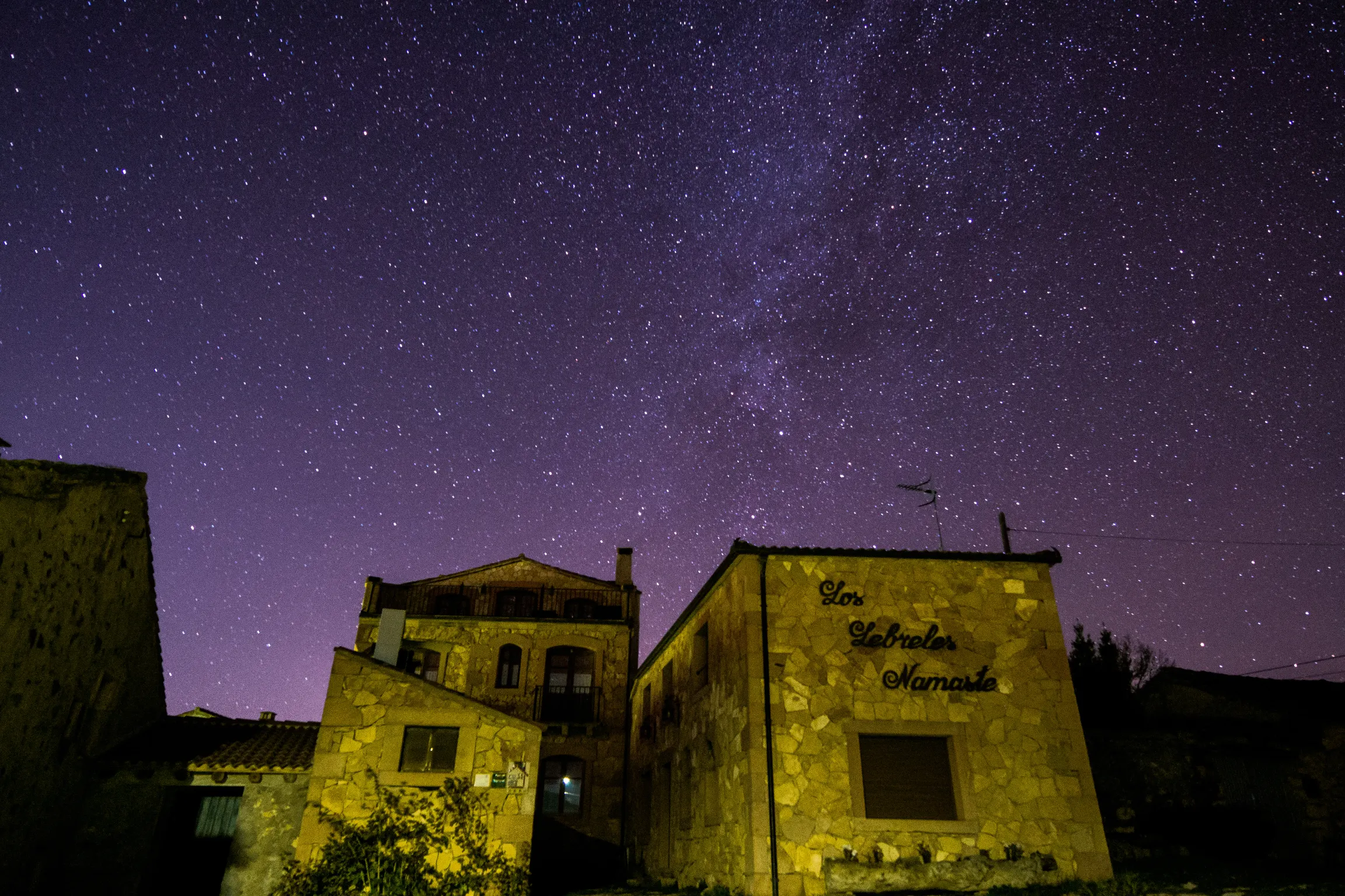 Los Lebreles Namaste, alojamiento certificado Starlight en el Nordeste de Segovia